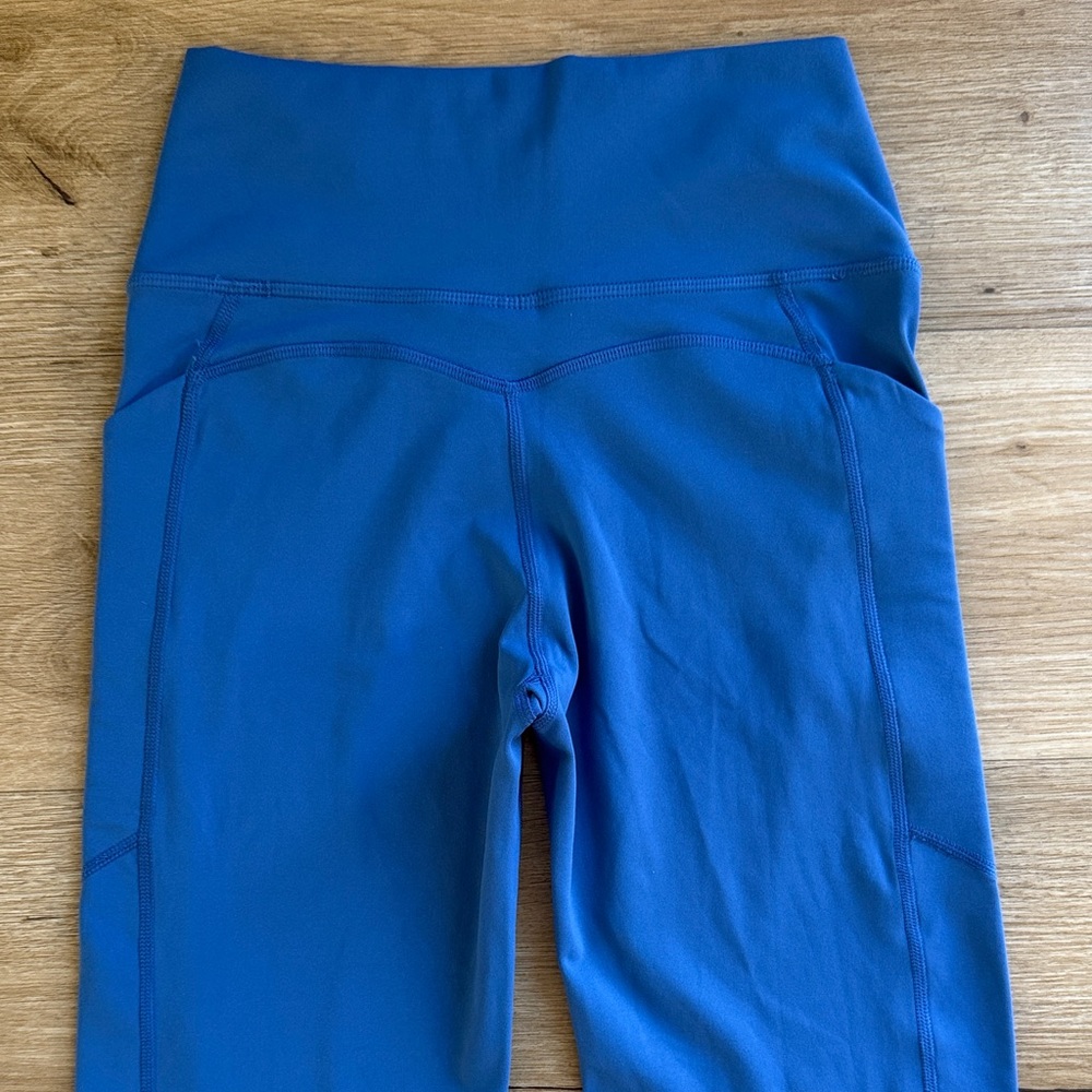 Fabletics Oasis PureLuxe High-Waisted Pocketed Kick Flare leggings- Small Short - Picture 6 of 6